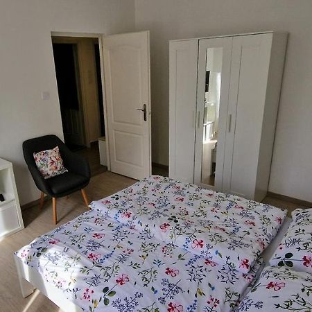 CILI Apartman Eger Apartment Bagian luar foto