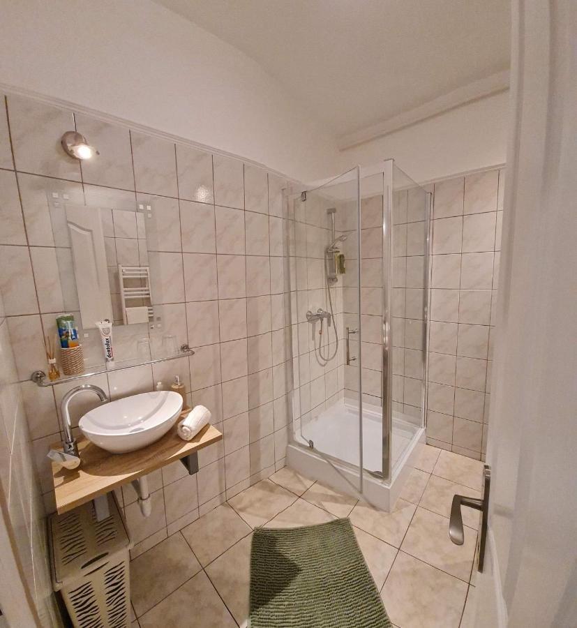 CILI Apartman Eger Apartment Bagian luar foto