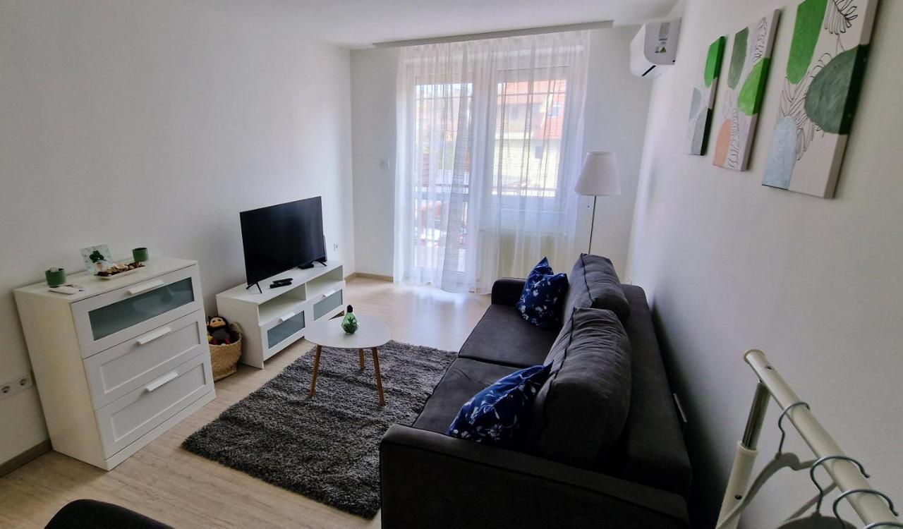 CILI Apartman Eger Apartment Bagian luar foto